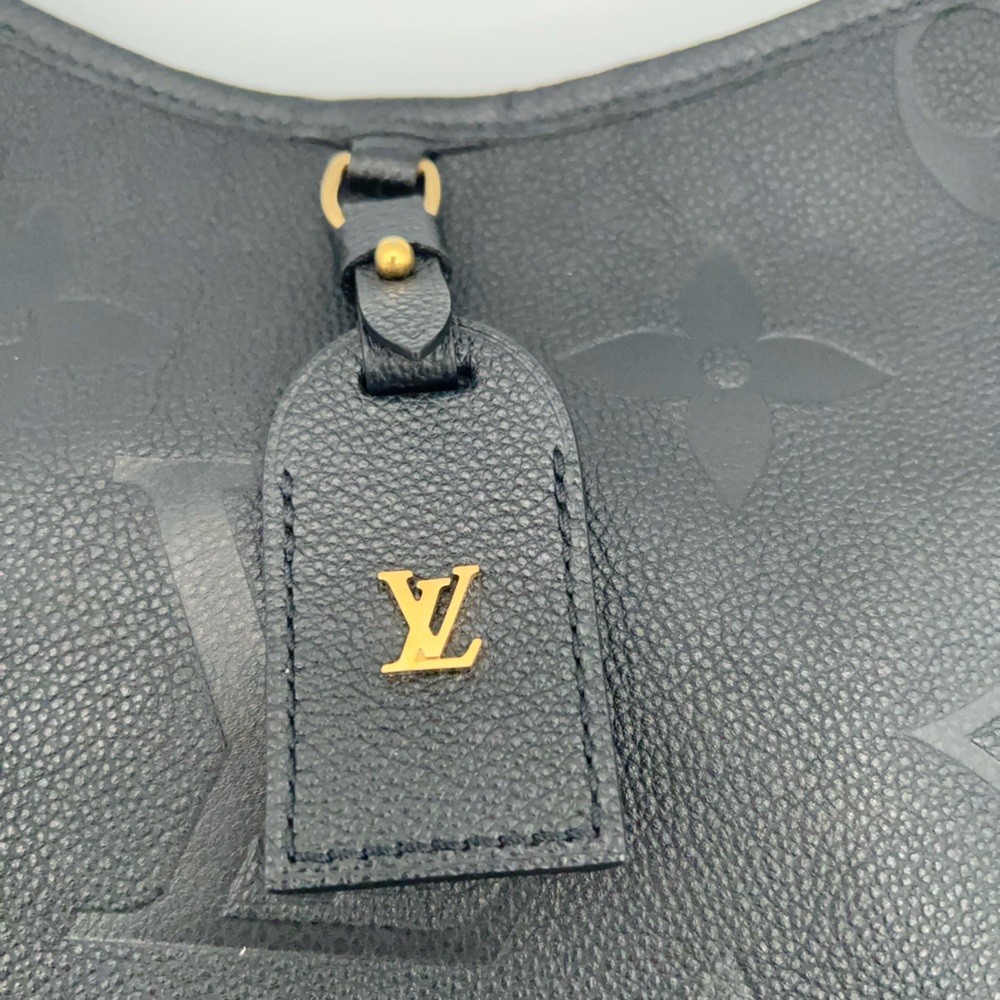 Louis Vuitton CarryAll PM in Black Monogram Empriente! Pristine condition! 🖤😍 - Picture 6 of 16